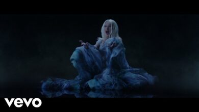 Christina Aguilera – Reflection (2020) (From Mulan) lyrics