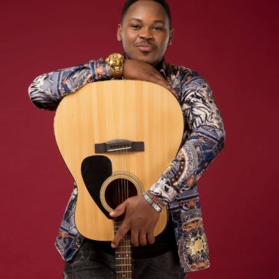 Franco Wasubu - Ndia ngurie Lyrics